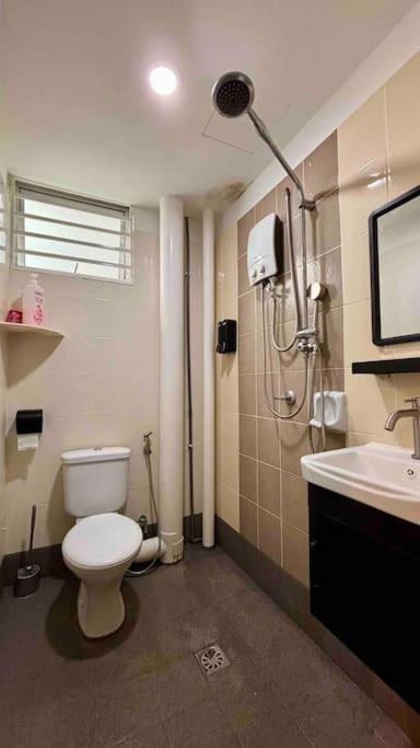 Moderm Spacious 6Pax S Pice Penang بيان ليباس المظهر الخارجي الصورة